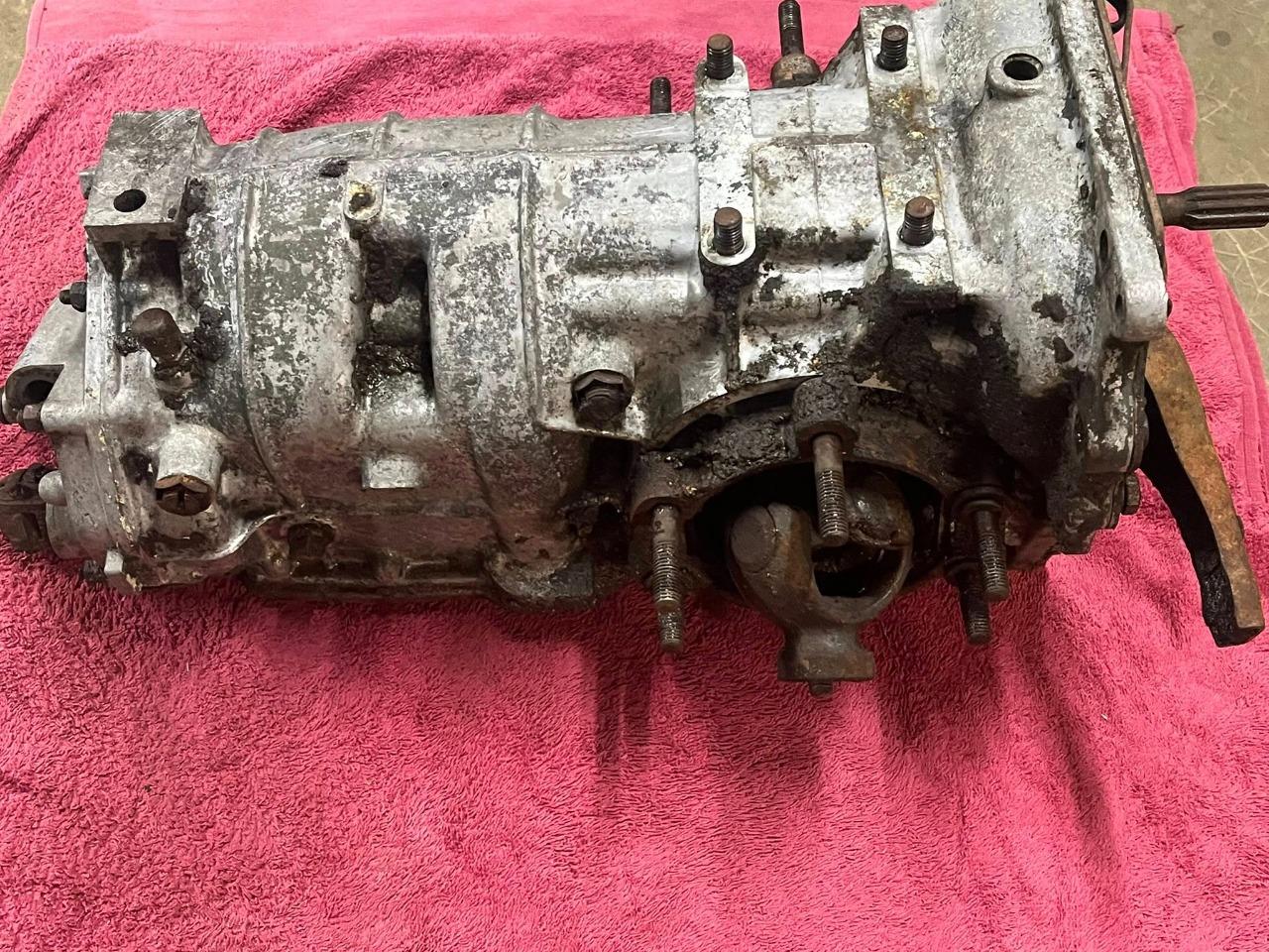 Boite de vitesse RENAULT Dauphine LesAnciennes.com