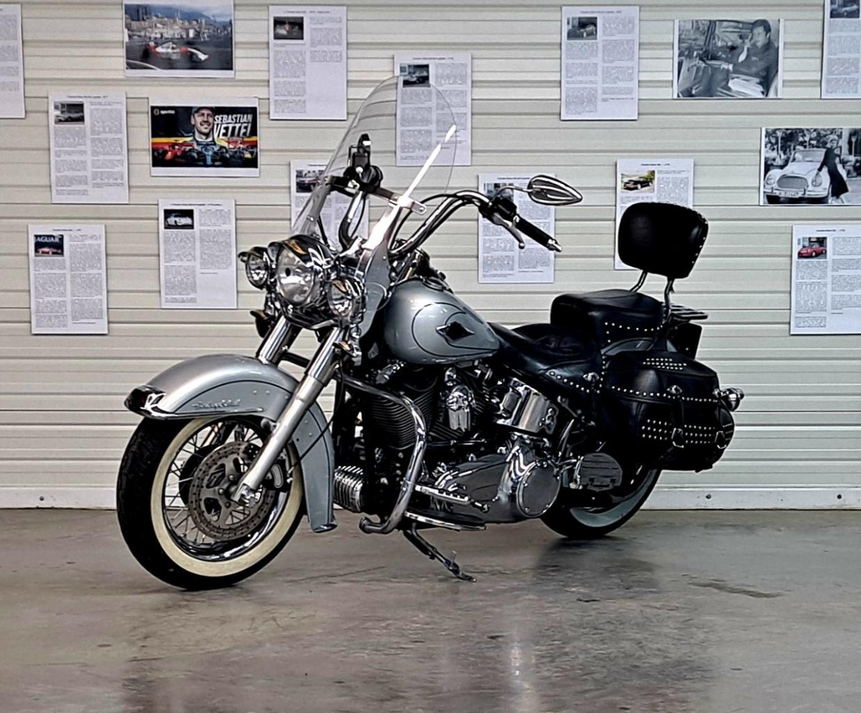 HARLEY DAVIDSON Heritage Softail 1584 LesAnciennes.com