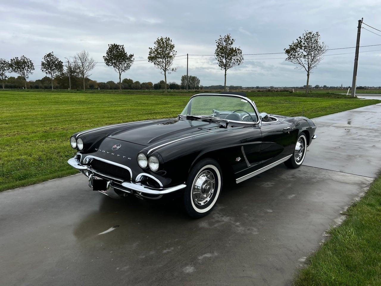 1962 Chevrolet Corvette C1 327CI 5.4L V8 LesAnciennes.com
