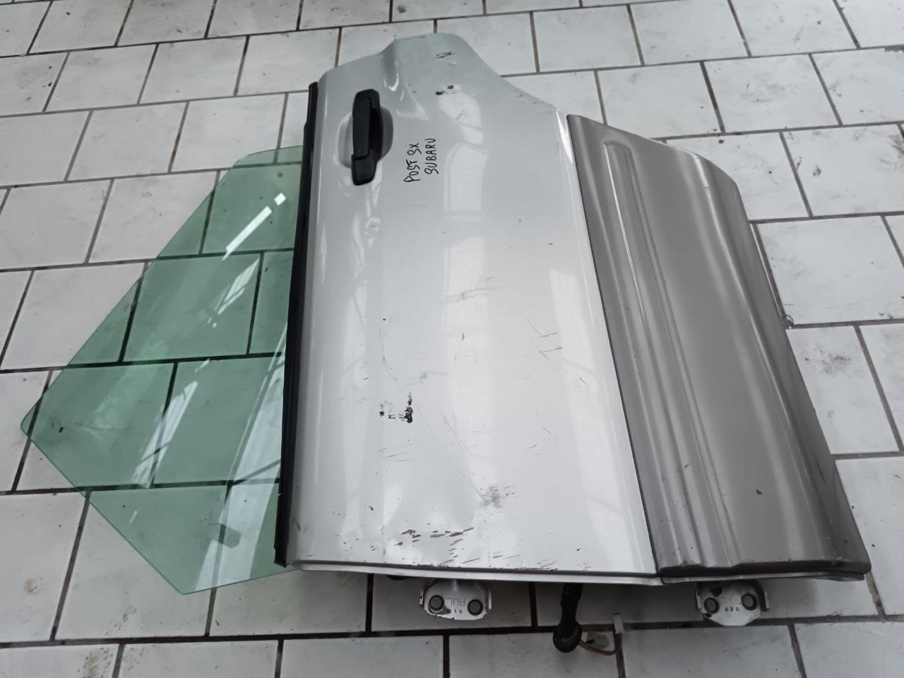 Porte arrière gauche Subaru Forester LesAnciennes.com