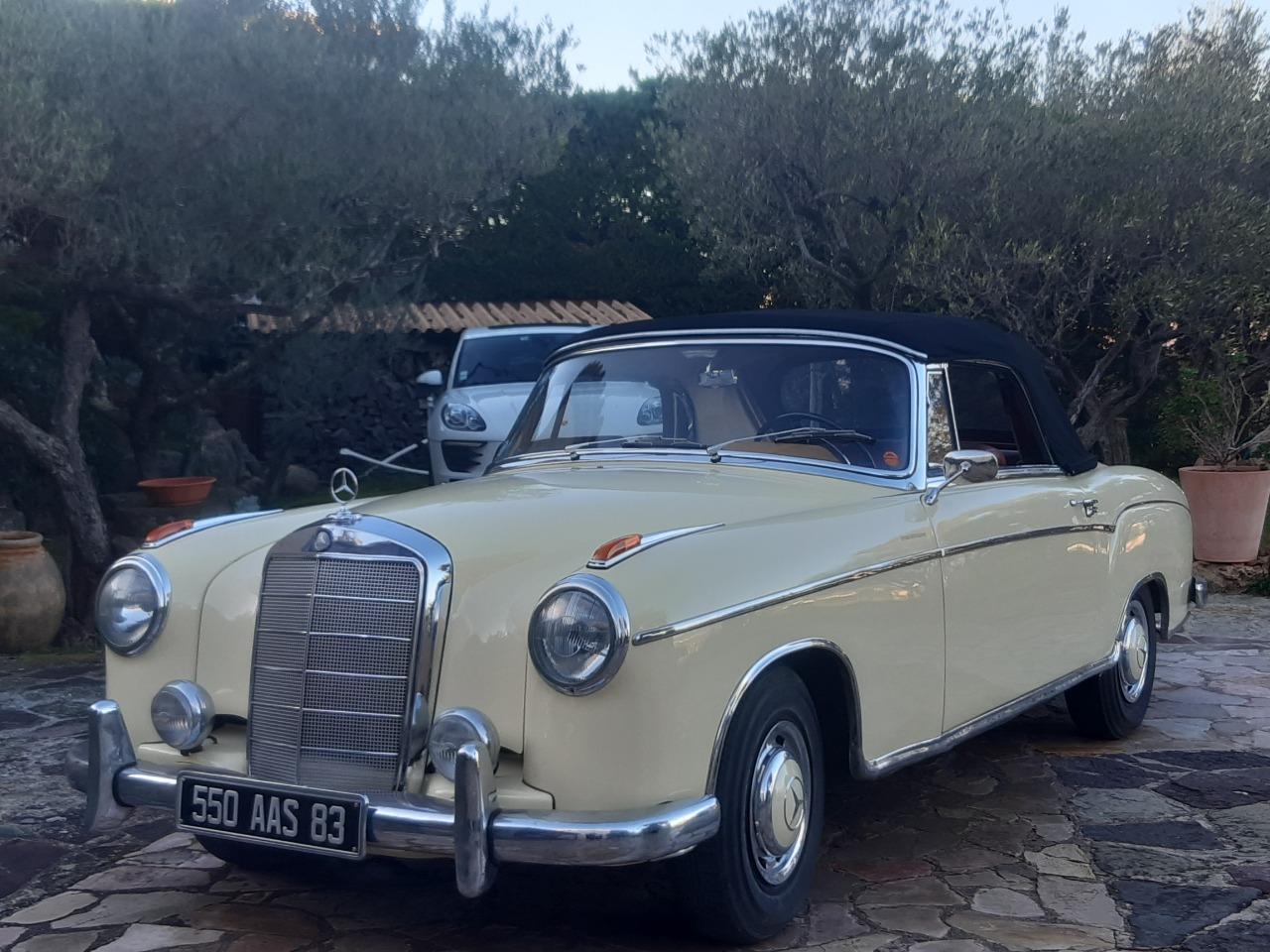 MERCEDES 220 SE Cabriolet injection - 1959 LesAnciennes.com