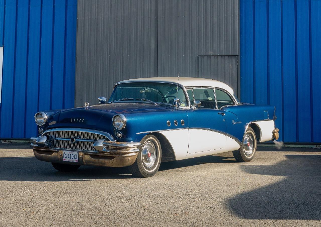 BUICK Special - 1955 LesAnciennes.com