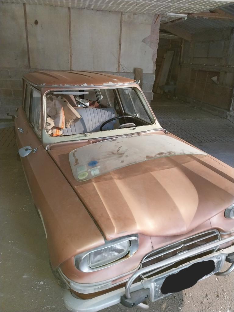 Lot de pièces CITROEN Ami 6 break LesAnciennes.com