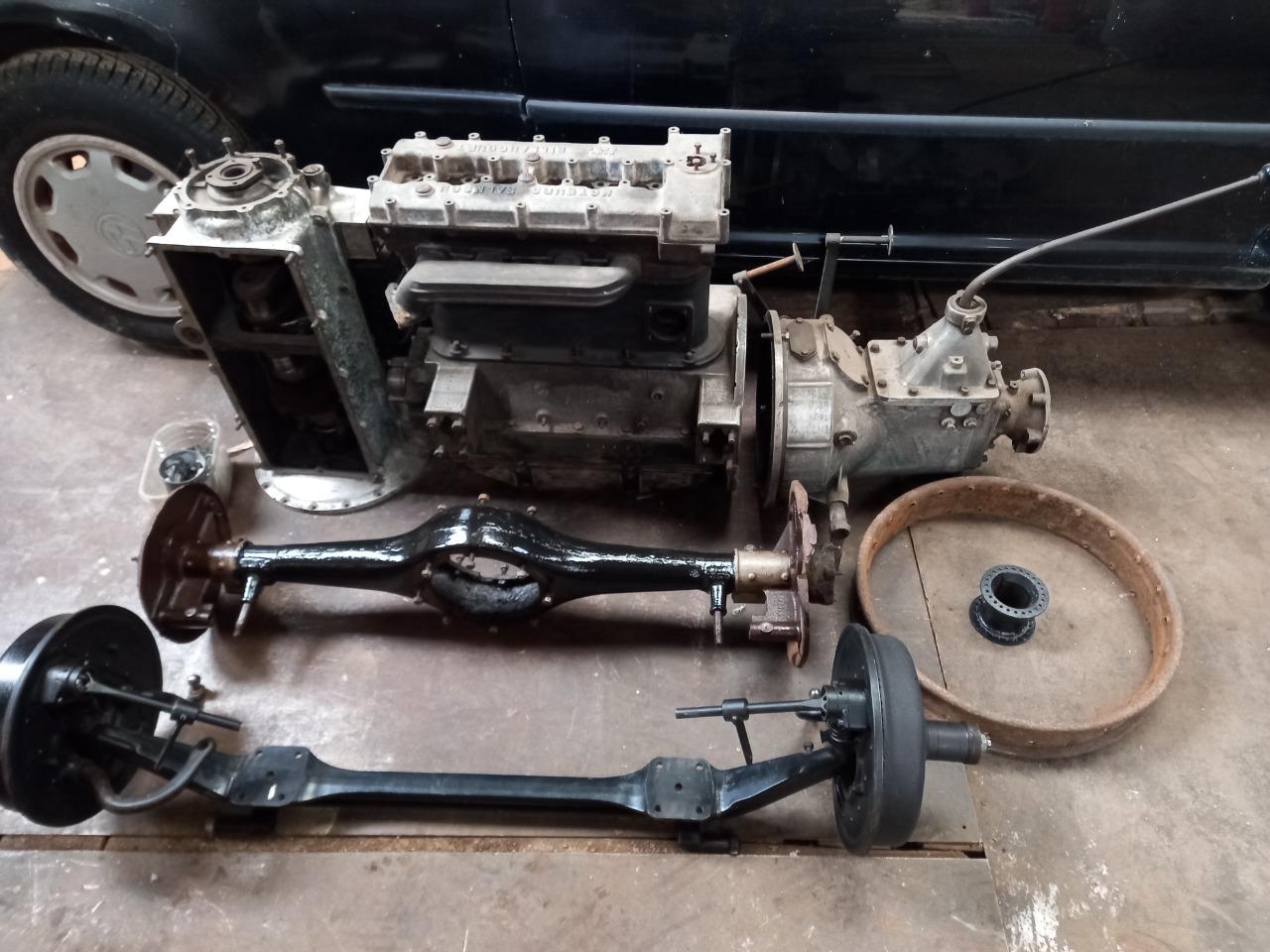 Lot de pièces SALMSON S4 LesAnciennes.com