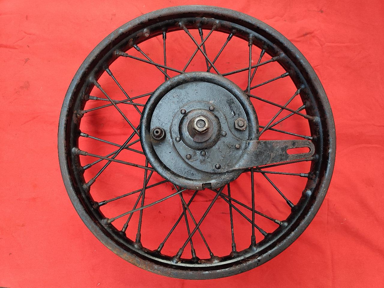 Roue Arrière BSA 350 - 500 Blue Star Sloper LesAnciennes.com