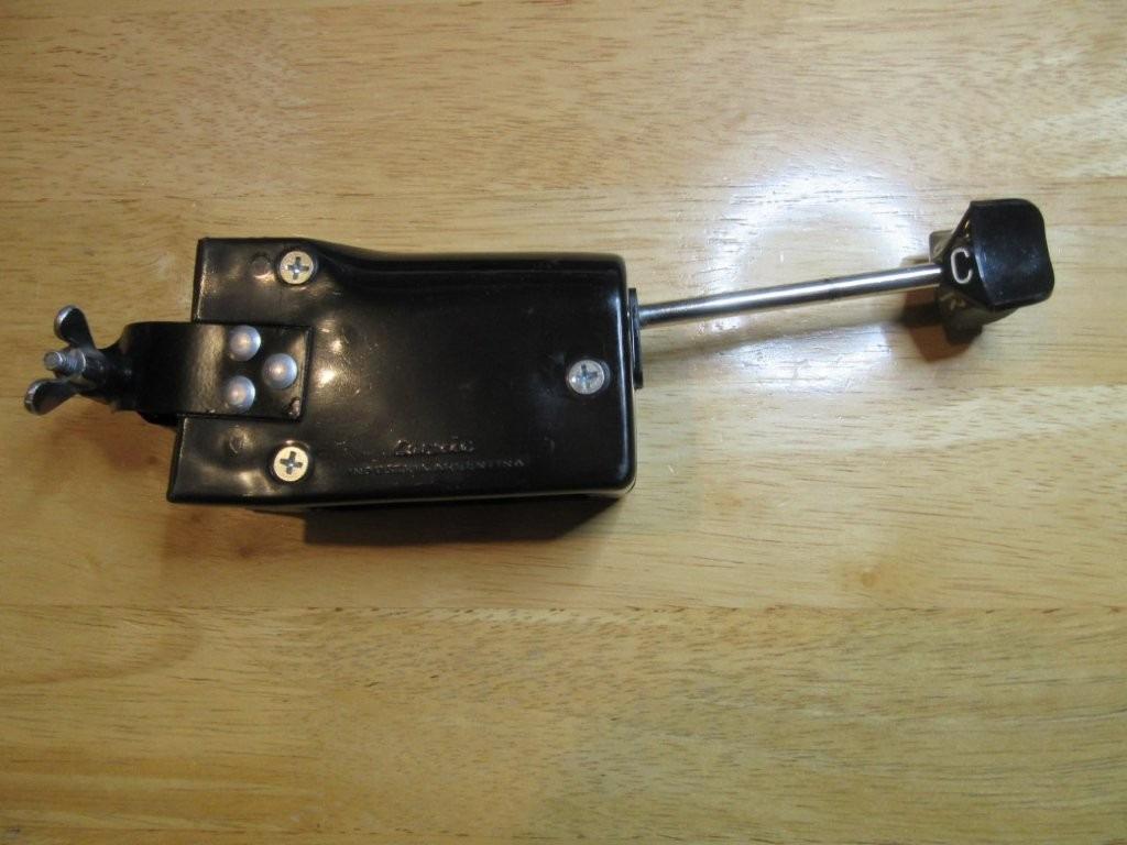 Commodo pour Citroën Traction LesAnciennes.com