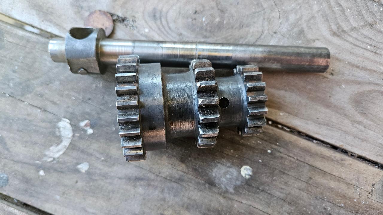 Pignon triple Motobecane, Motoconfort LesAnciennes.com