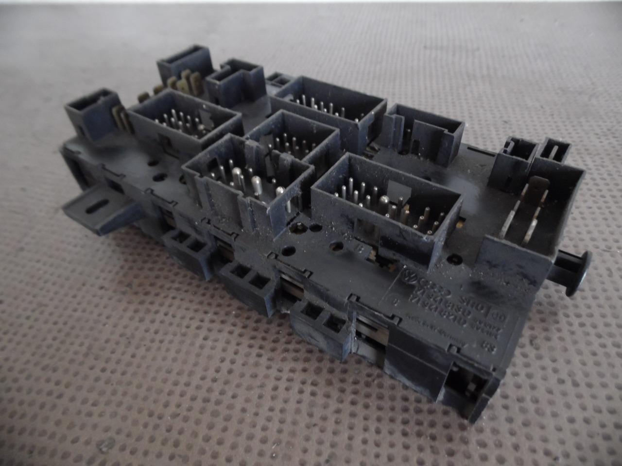 CENTRALE ELECTRIQUE 171941813D VW GOLF II LesAnciennes.com