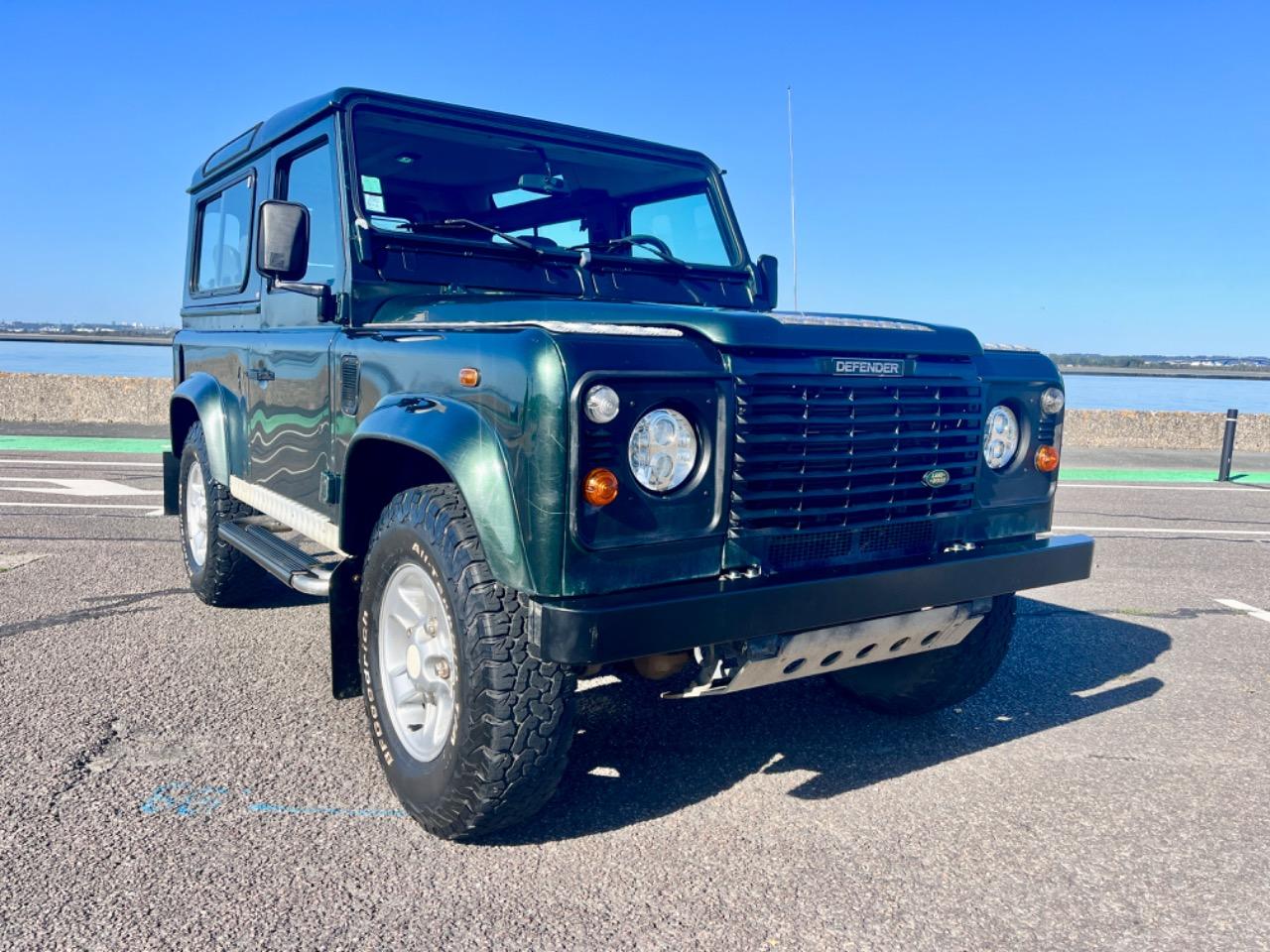 LAND ROVER Defender 90 TD5 - 2003 LesAnciennes.com