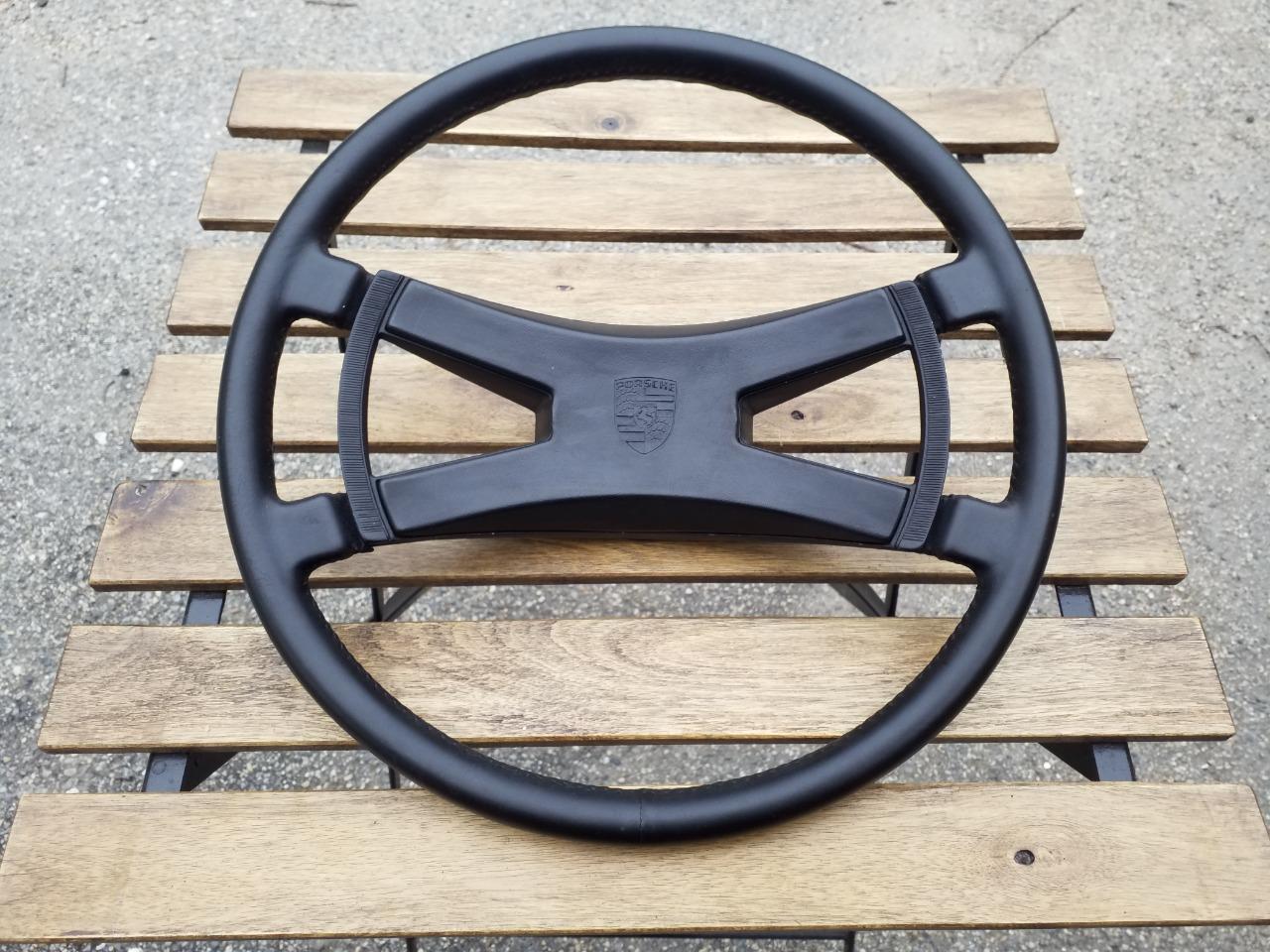 Volant PORSCHE 911 911 / 912 SWL LesAnciennes.com