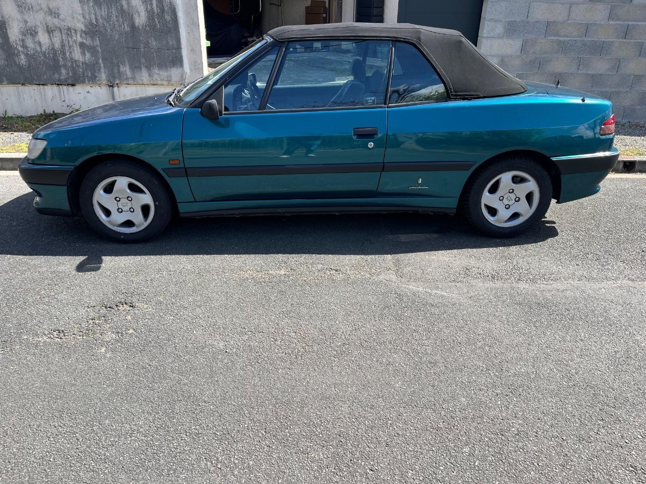 PEUGEOT Peugeot 306 cabriole - 1994 LesAnciennes.com