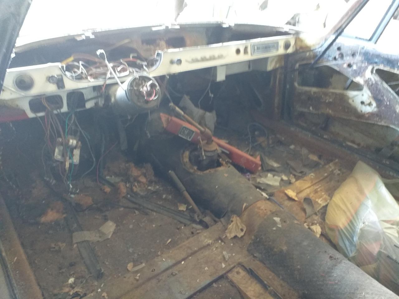 Pièces ALFA ROMEO 2600 LesAnciennes.com