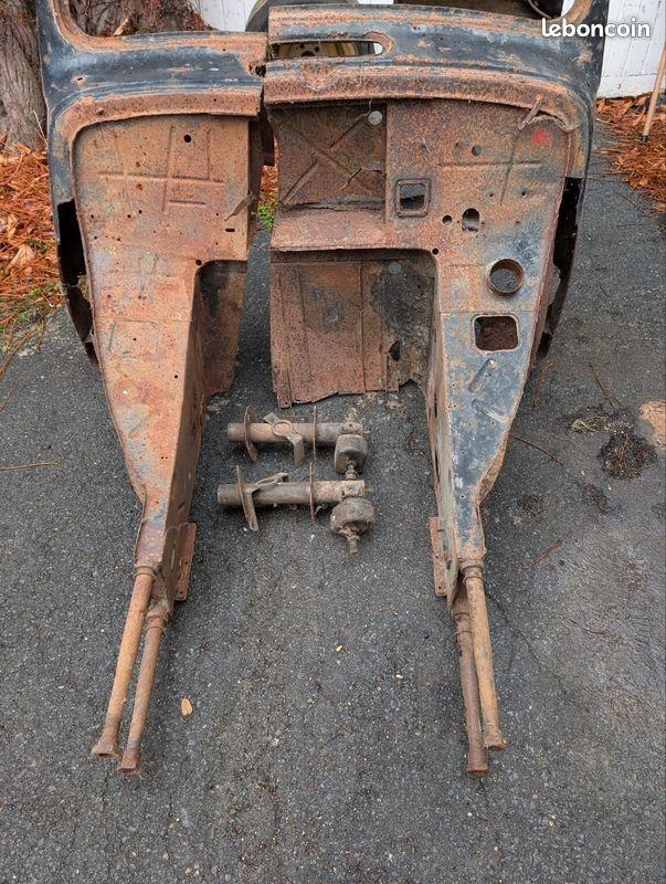 Jambonneaux CITROEN Traction 15/6 D LesAnciennes.com