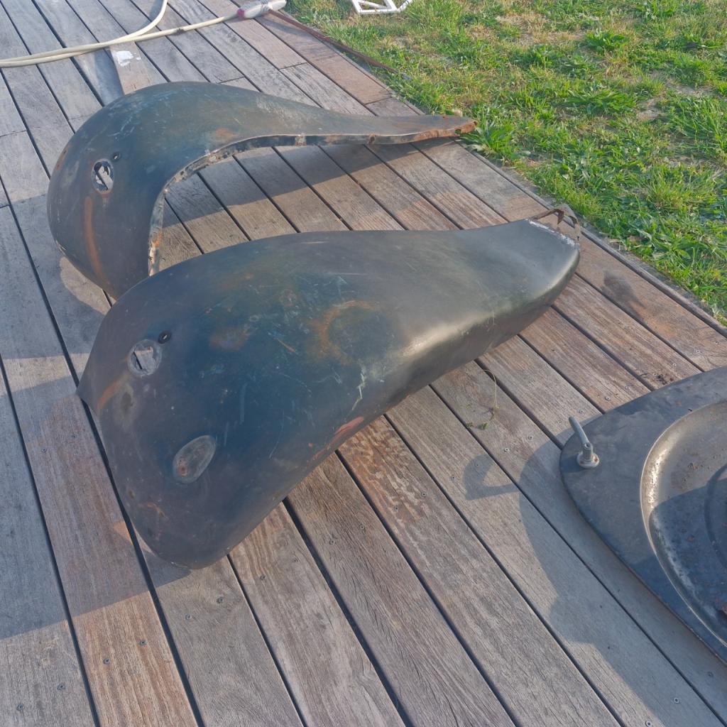 Ailes CITROEN Traction 11 BL LesAnciennes.com