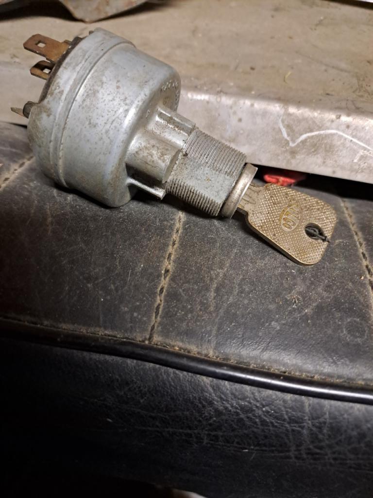 Contacteur FORD Zodiac LesAnciennes.com