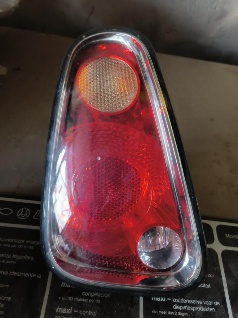 Feu arrière gauche Mini R56 One, Cooper, Cooper S LesAnciennes.com