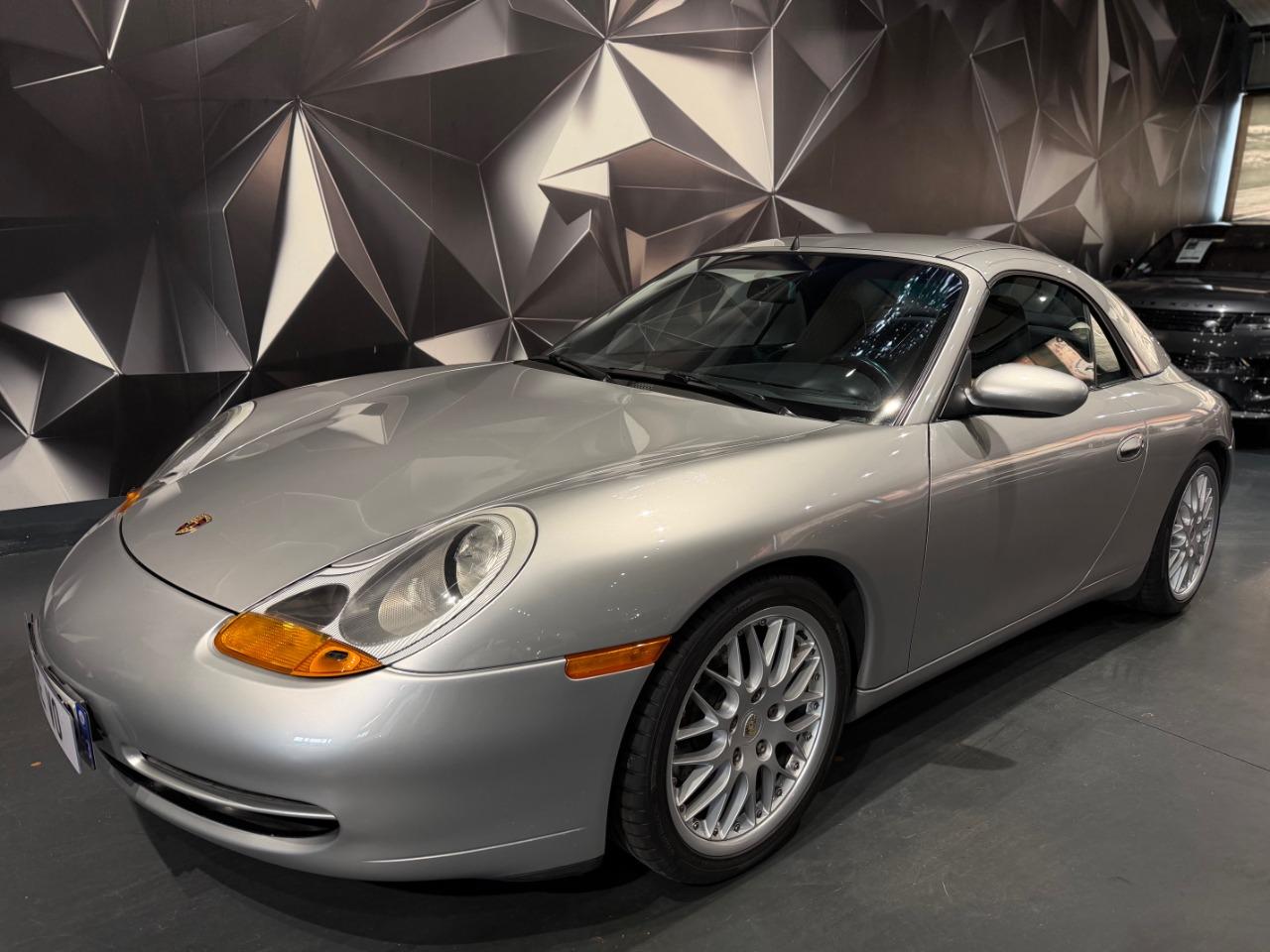 PORSCHE 911 996 Carrera - 1999 LesAnciennes.com