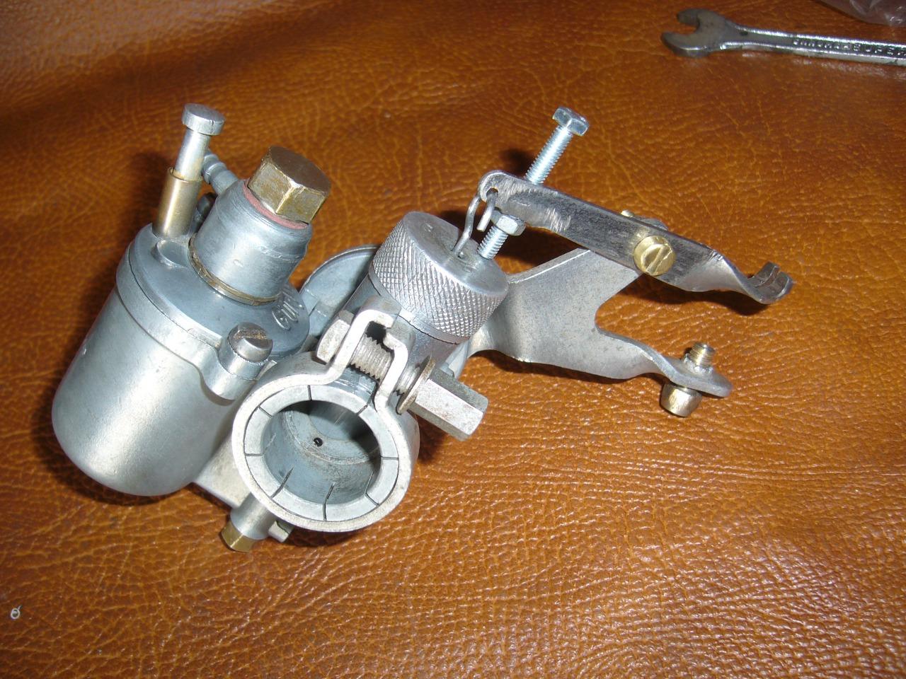Carburateur gurtner v18 VESPA ACMA LesAnciennes.com