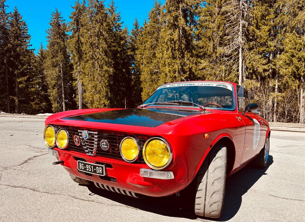 ALFA ROMEO 2000 BERTONE COUPÈ - 1973 LesAnciennes.com