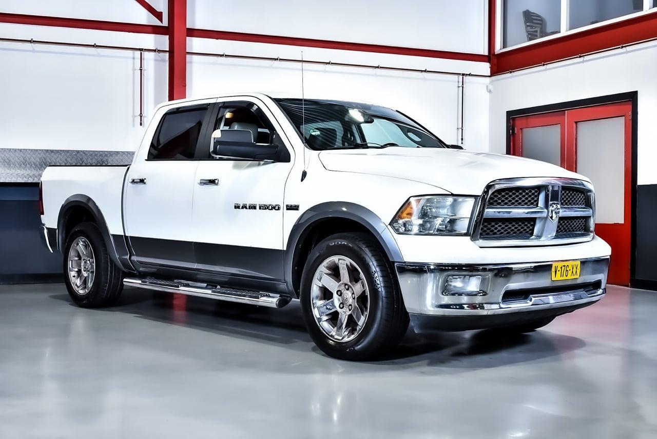 2011 Dodge Ram 1500 Crew Cab Laramie 350CI V8 HEMI LesAnciennes.com