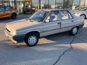 image_0-RENAULT 9 (R9) - 1988