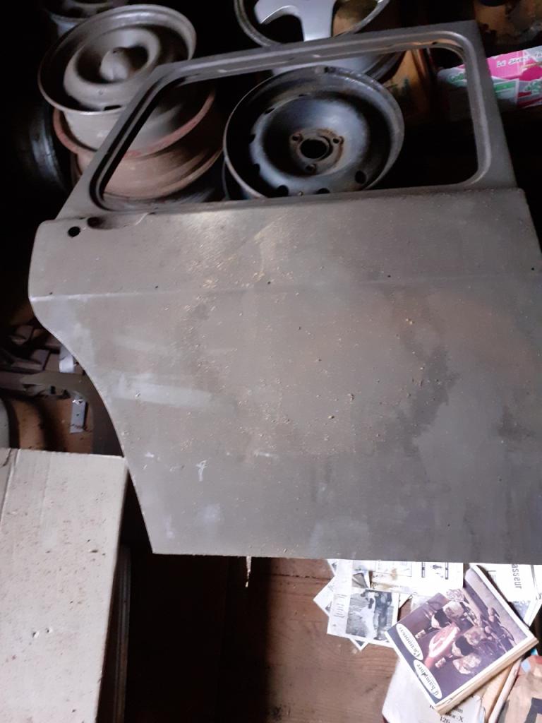 Porte SIMCA 1000 LesAnciennes.com