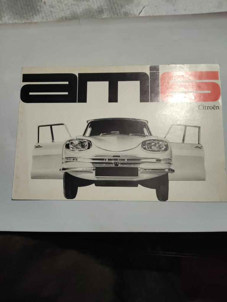 Dépliant d'époque sur l'Ami 6 Citroën LesAnciennes.com