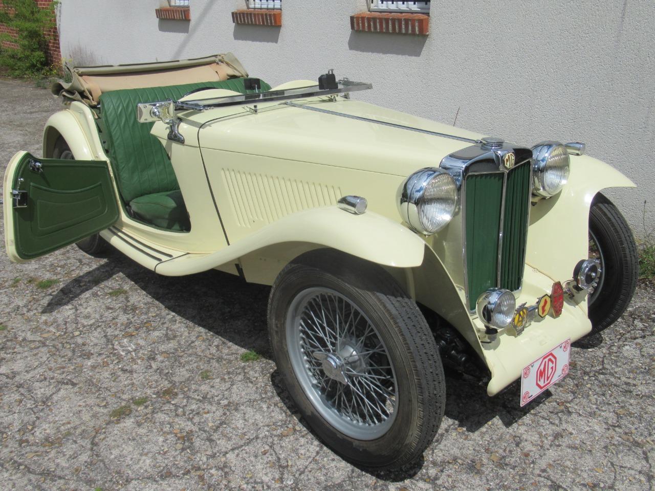 MG TC - 1948 LesAnciennes.com