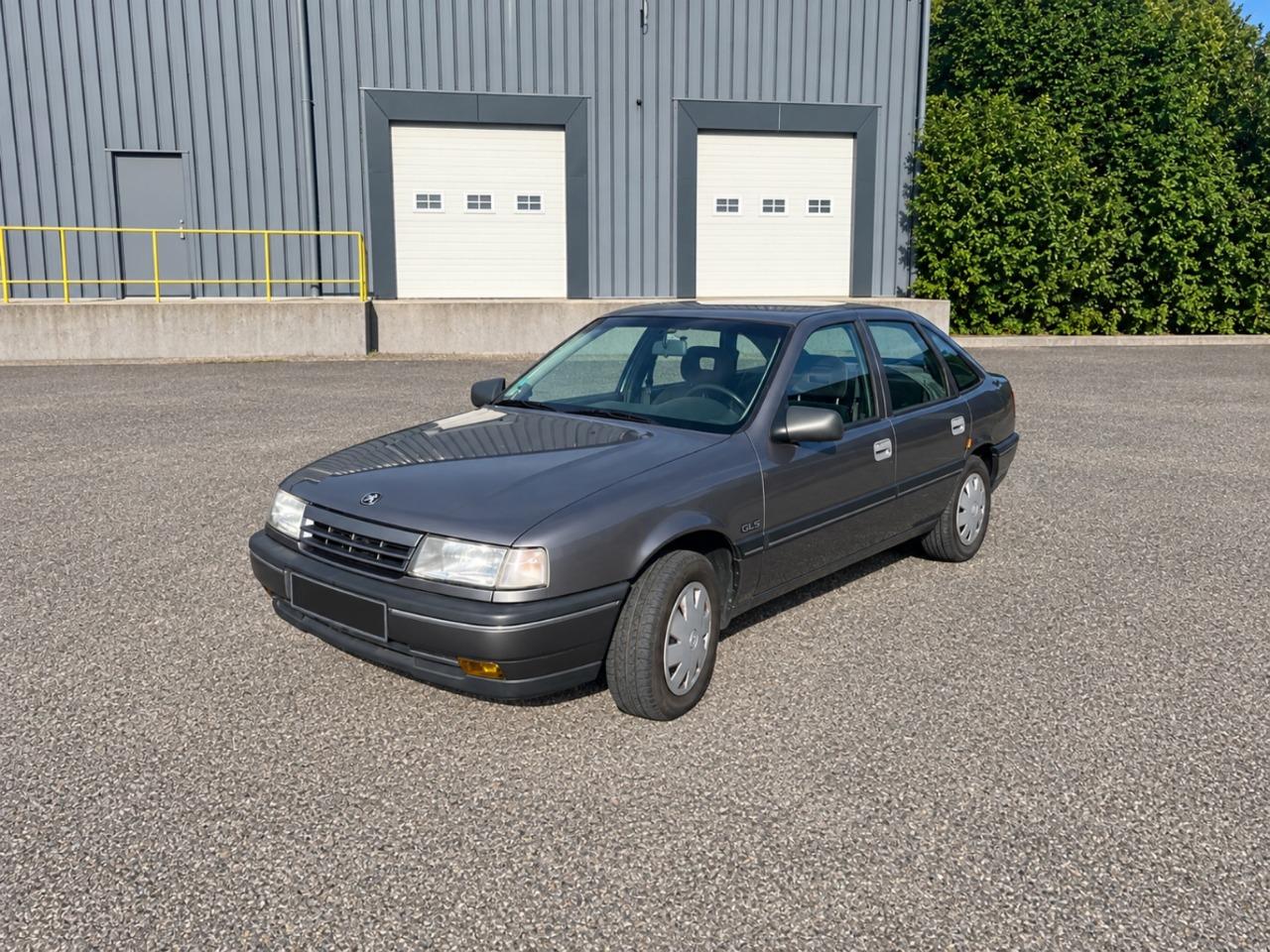 OPEL Vectra A 2.0 injection GLS - 1991 LesAnciennes.com
