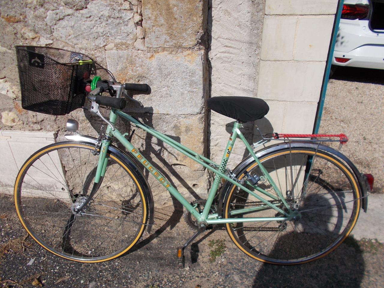 Velo peugeot 1974 mistralr femme / mixte etat neuf LesAnciennes.com