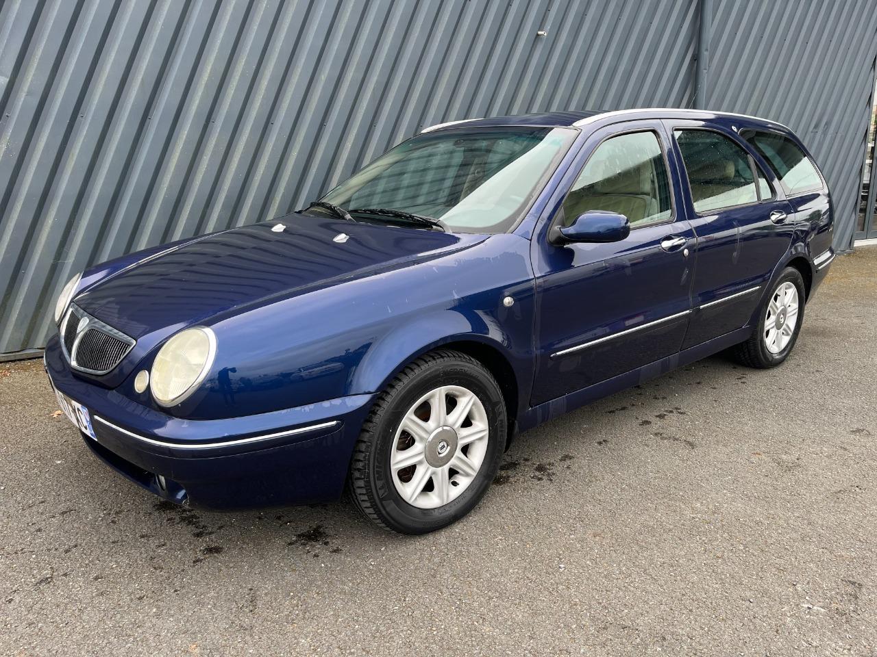 LANCIA LYBRA 2.4 JTD SW 136 CV - 2001 LesAnciennes.com