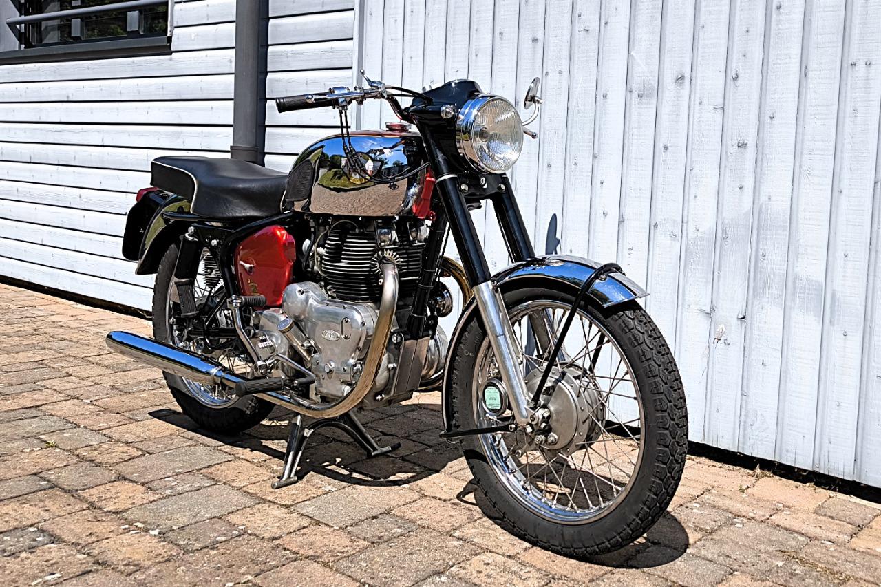 ROYAL ENFIELD Interceptor 750 - S1 - 1963 LesAnciennes.com