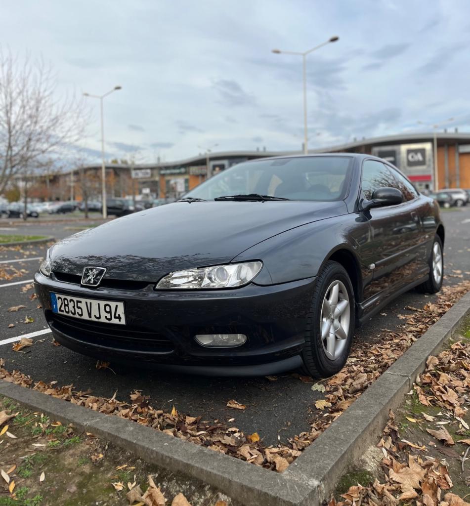 PEUGEOT 406 coupé 2 litres essence - 2001 LesAnciennes.com