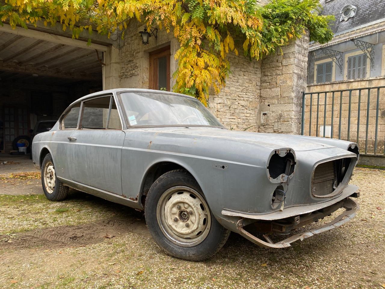 LANCIA Flavia coupé PininFarina - 1965 LesAnciennes.com