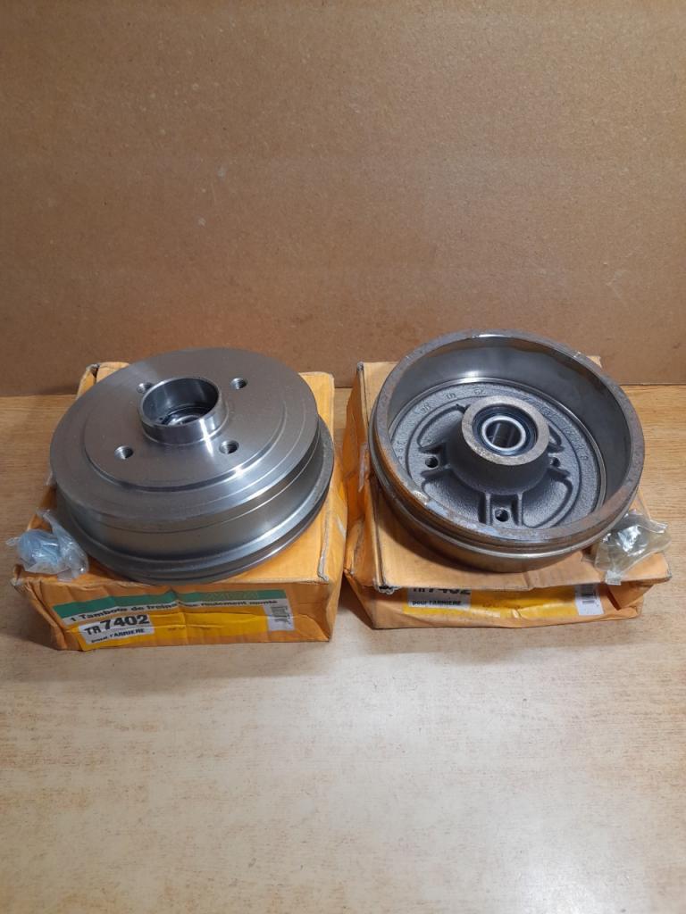 Tambours de frein Renault 21 TL-GTL-TS-GTS Express LesAnciennes.com