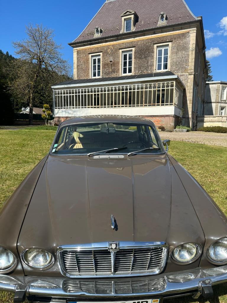 JAGUAR XJ6 - 1974 LesAnciennes.com