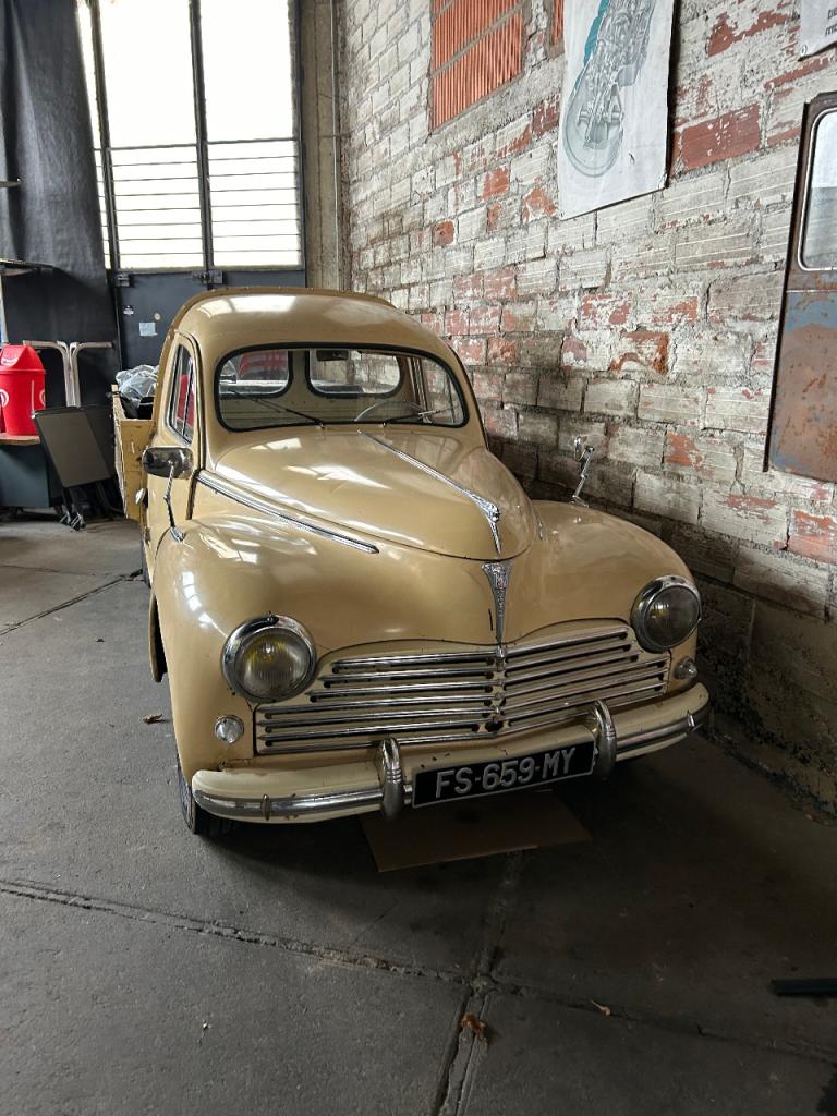 PEUGEOT 203 UTILITAIRE - 1955 LesAnciennes.com