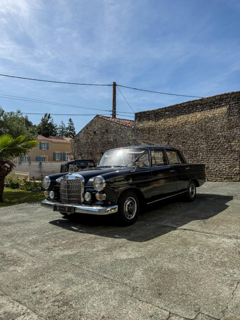 MERCEDES 230 230 L6 - 1967 LesAnciennes.com