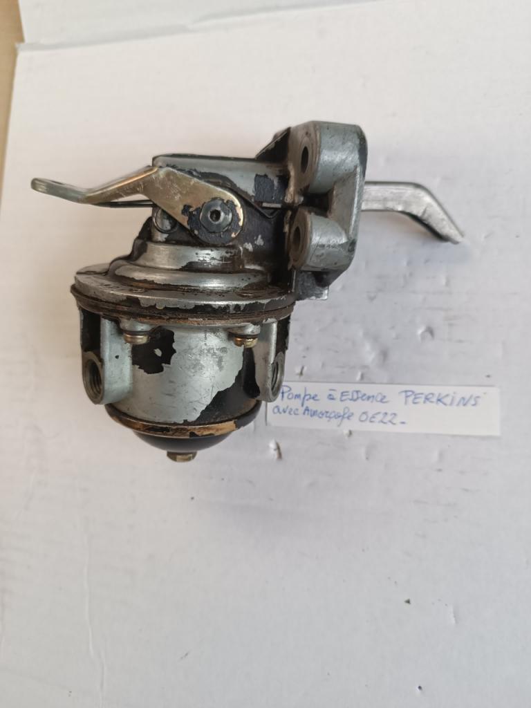 Pompe à Essence mécanique LesAnciennes.com