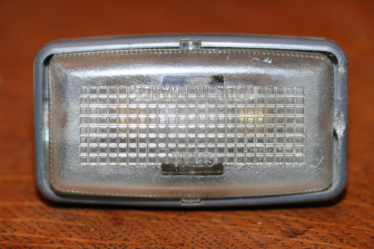 PLAFONNIER RENAULT R5 ET R6 LesAnciennes.com