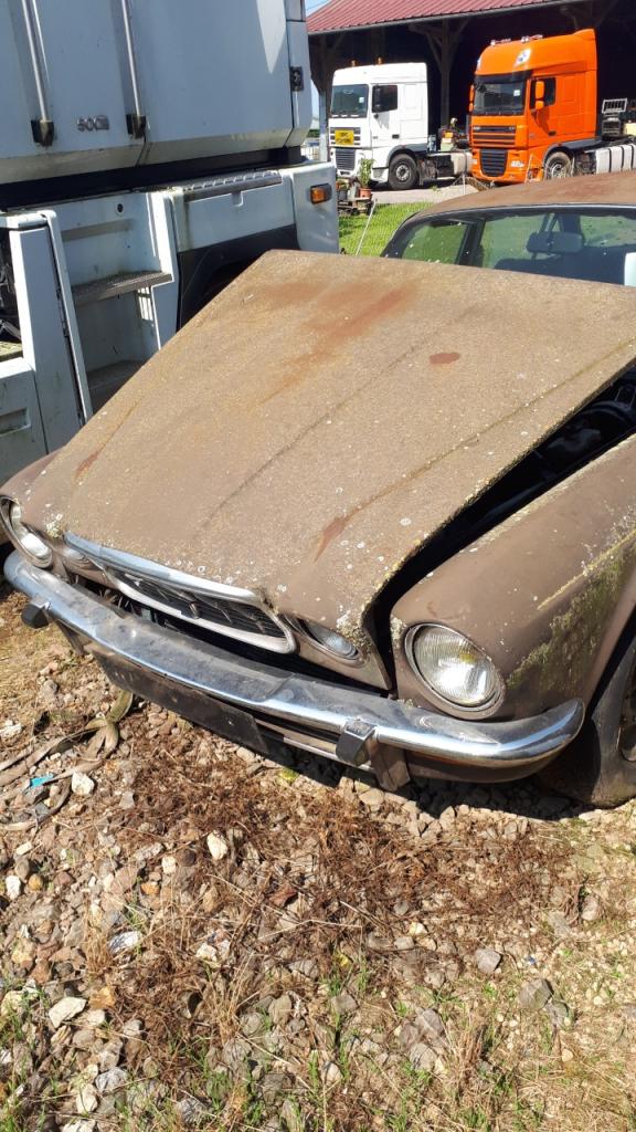Lot de pièces JAGUAR XJ6 4.2 ess LesAnciennes.com