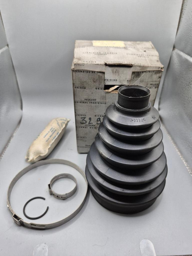 Soufflet de Cardan coté Roue PEUGEOT 605 LesAnciennes.com