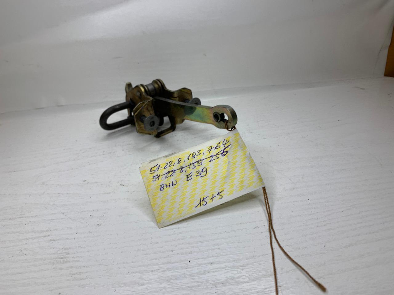 Freins de porte BMW E39 51.22.8.183.764 LesAnciennes.com