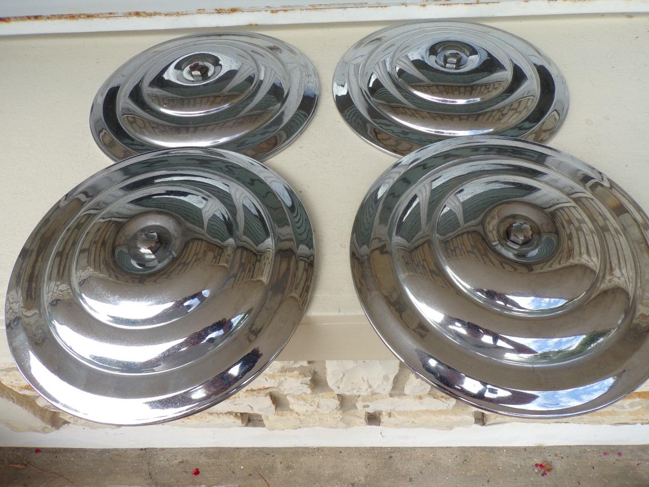 Enjoliveurs PEUGEOT 203 LesAnciennes.com