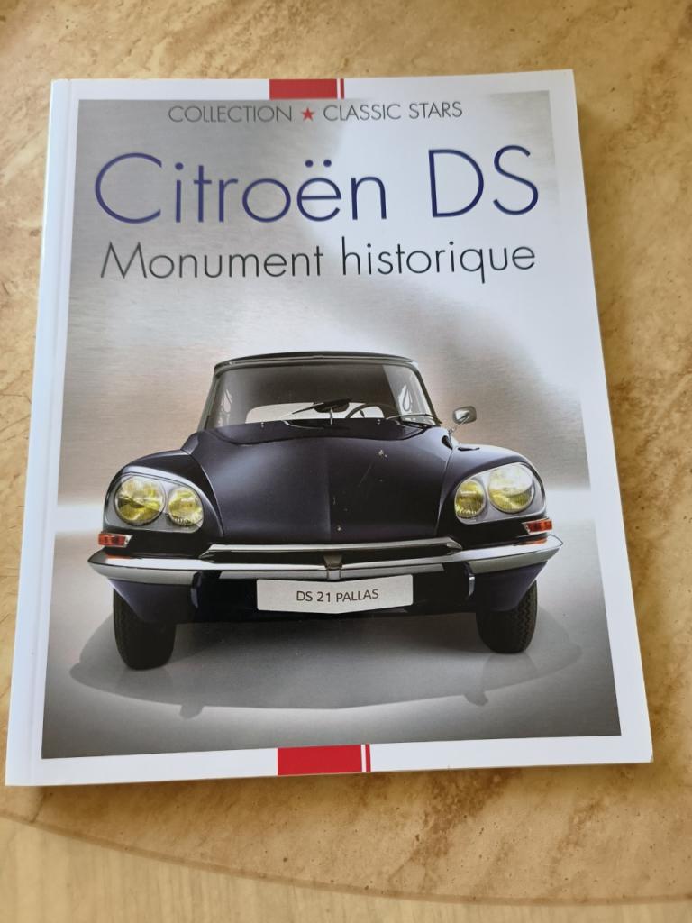 Citroën DS monument historique LesAnciennes.com