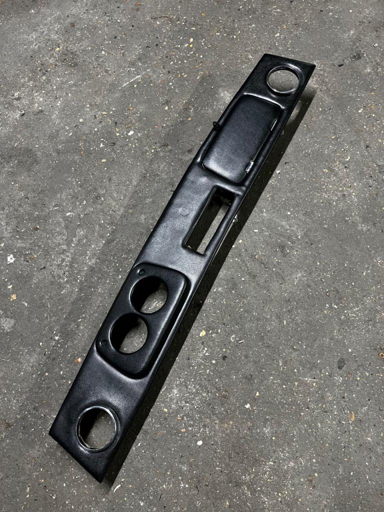 Tableau de bord 2 compteurs AUSTIN Mini LesAnciennes.com