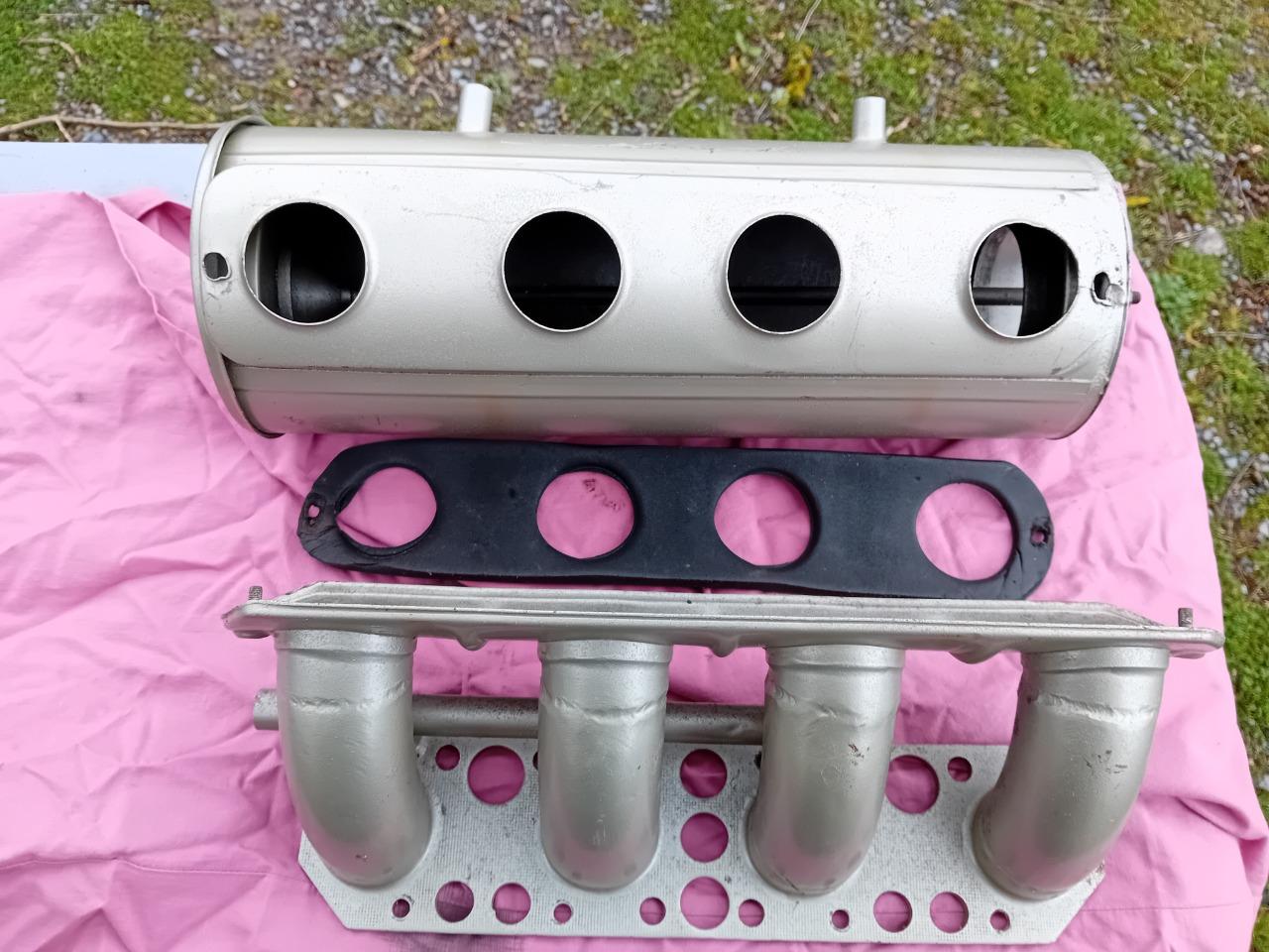 Boite a air RENAULT 8 (R8) 1135 LesAnciennes.com