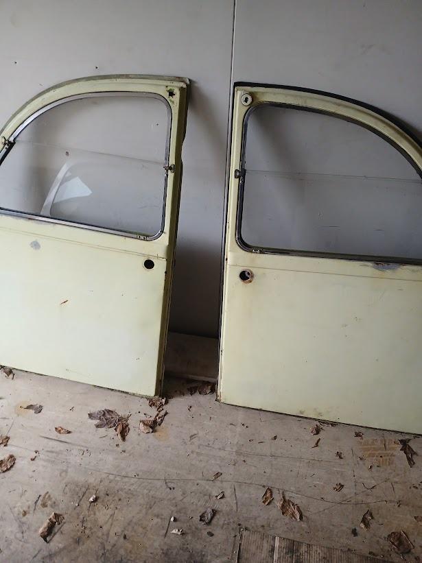 Portes CITROEN 2CV LesAnciennes.com