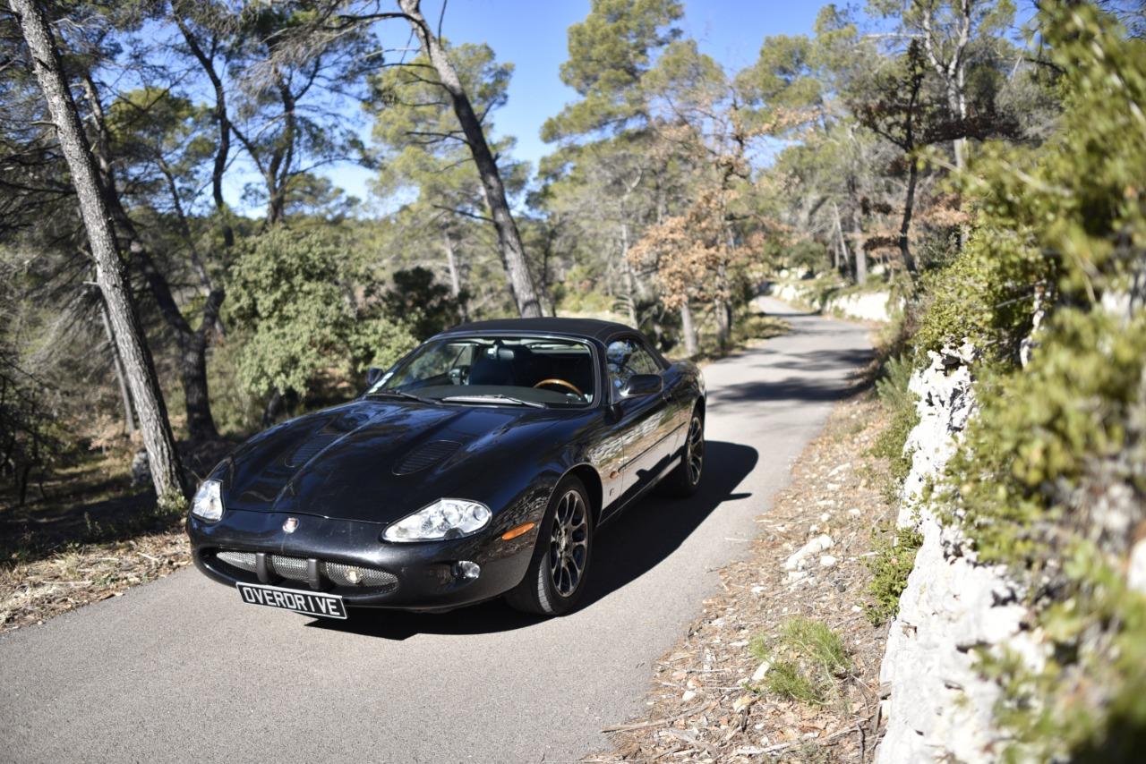 JAGUAR XKR 4.0 Cabriolet - 1999 LesAnciennes.com