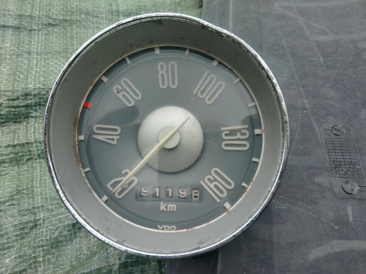 VOLKSWAGEN 1500 type 3:compteur 160 :VDO LesAnciennes.com
